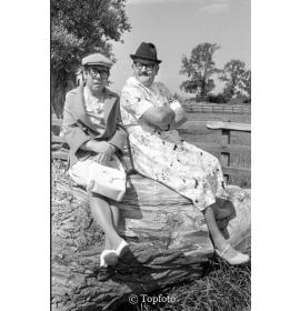 Black&white, double card BW1141